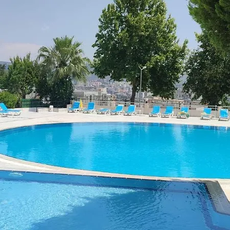 Ilk Oezge 3 Yatak Odali Villa Villa