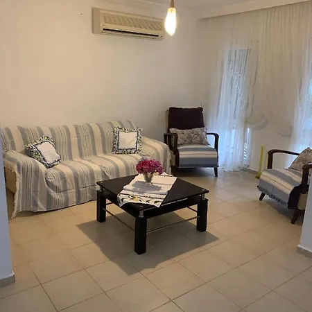 Ilk Oezge 3 Yatak Odali Villa *